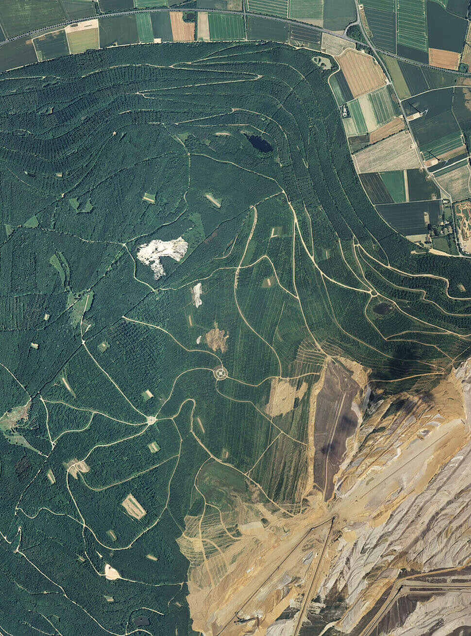 Luftbild Sophienhöhe und Tagebau Hambach